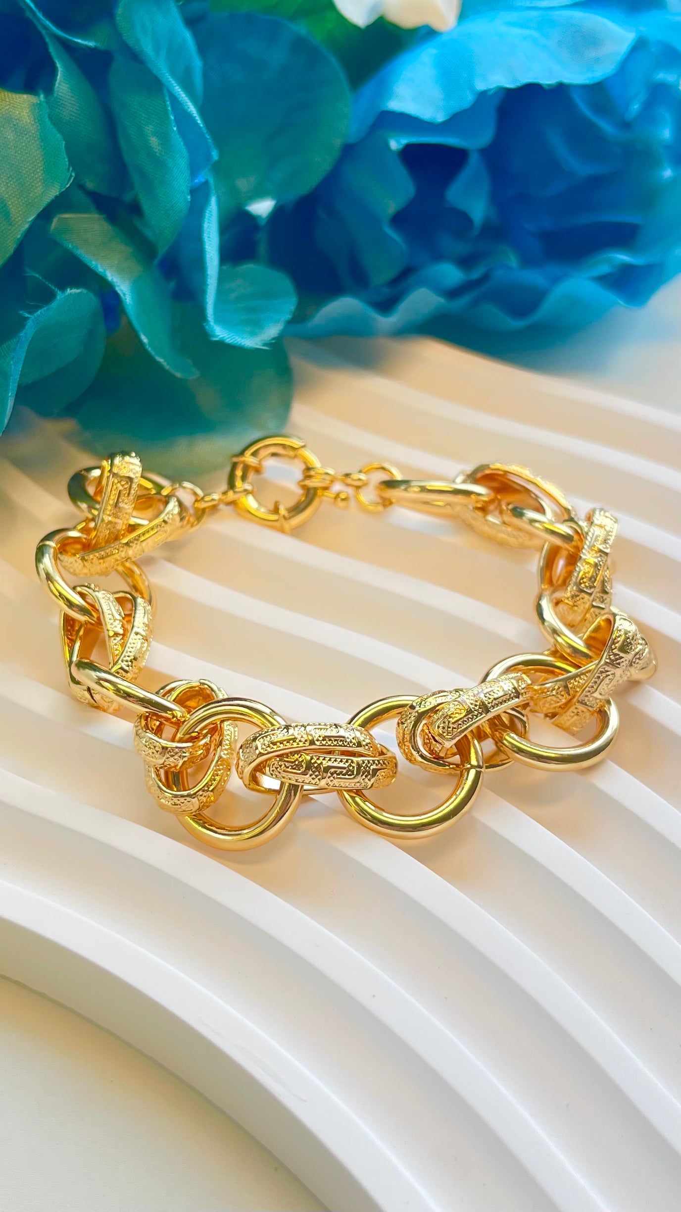 Bracelet- Knot Rings