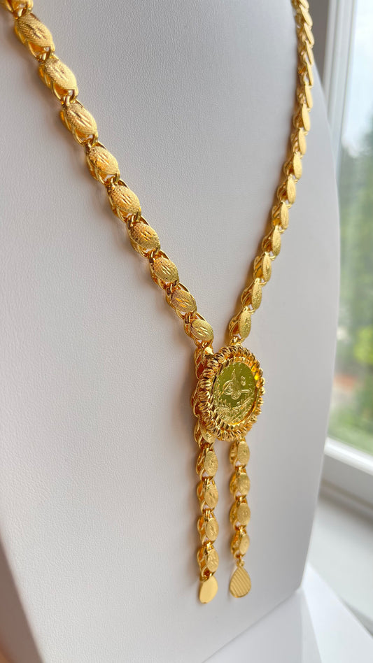 Lira Qardoon Neckalce