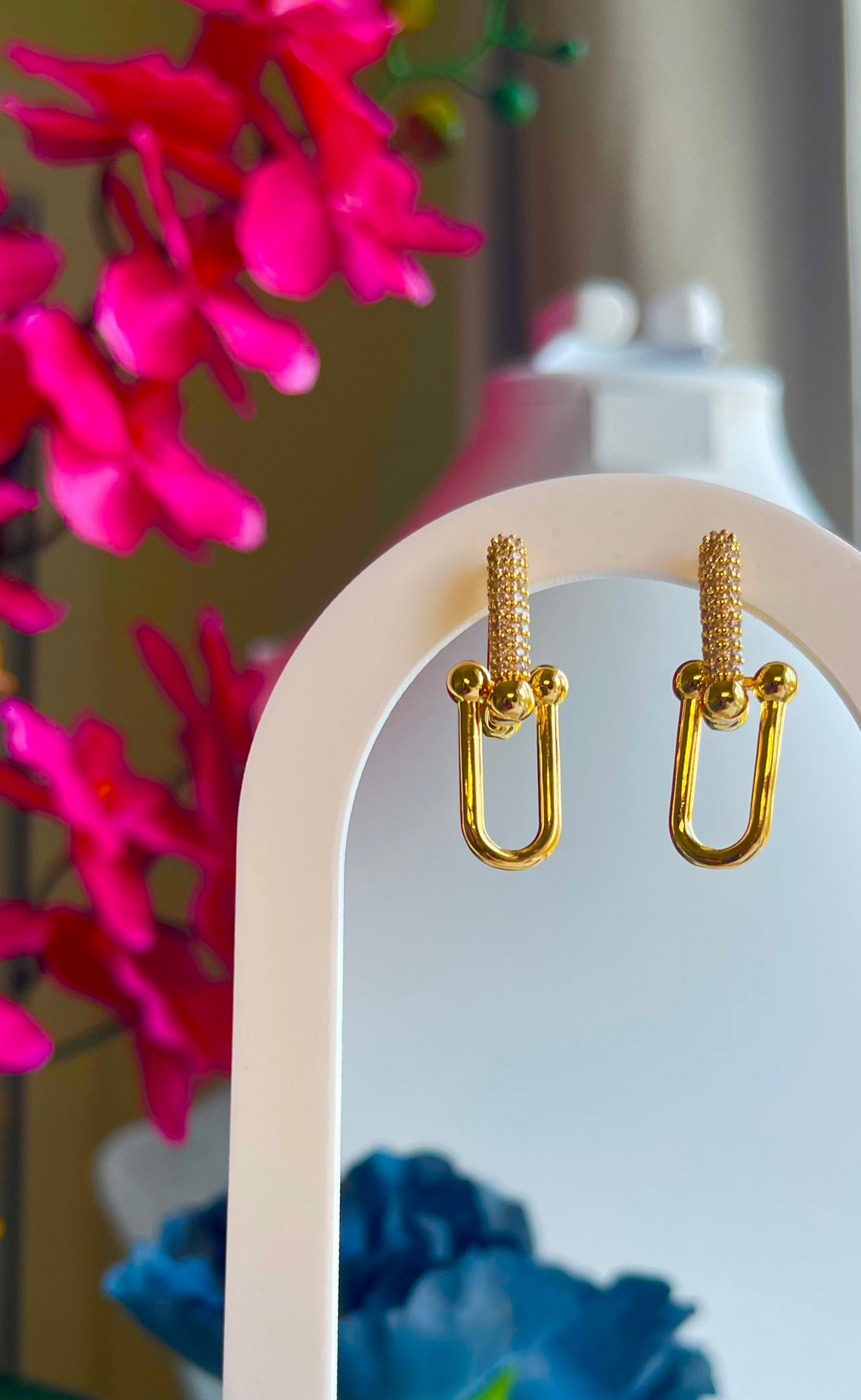 U Chain Long Earring