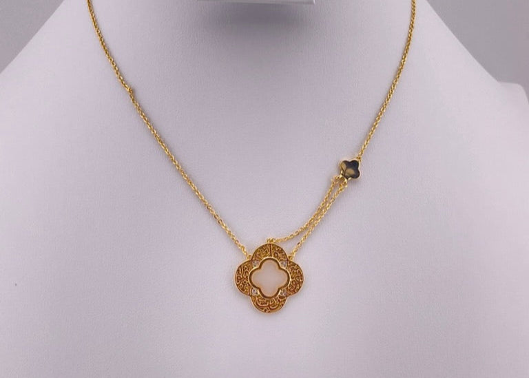 Clover Ayat Necklace