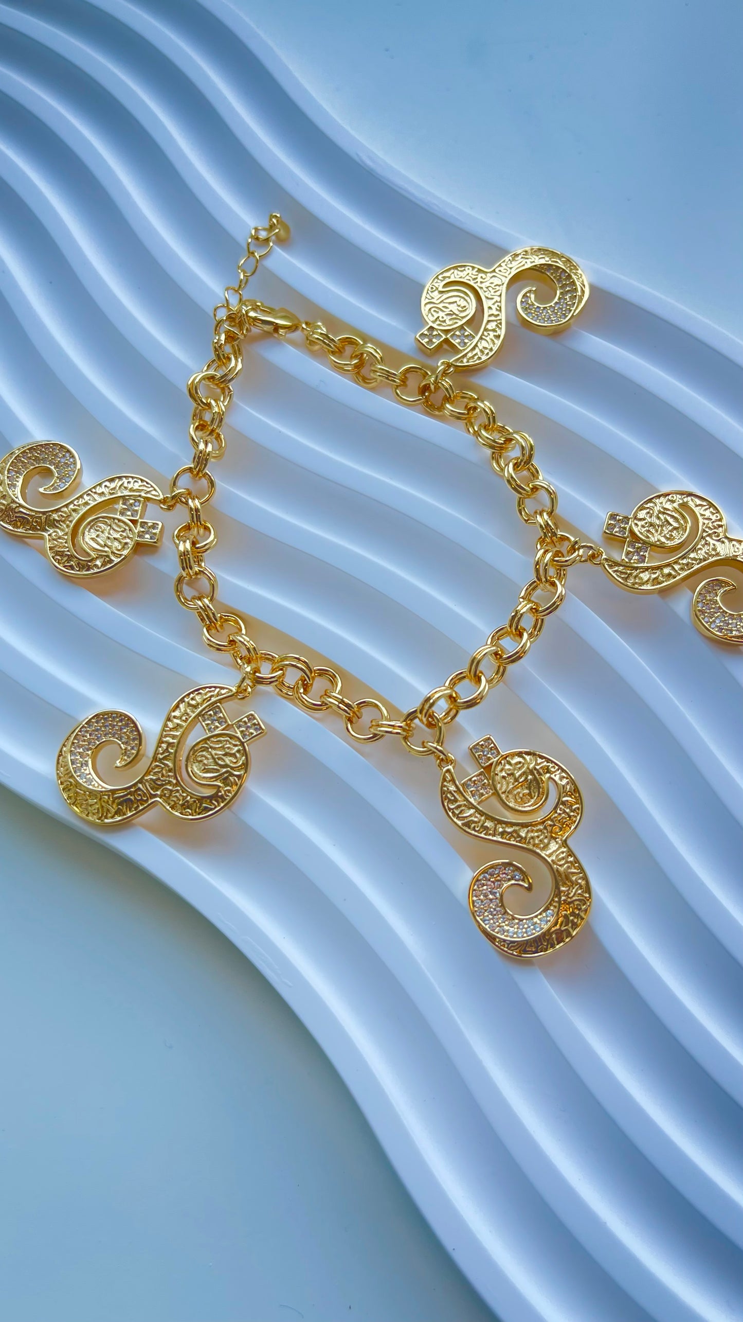 Bracelet- Qul Gold Charms