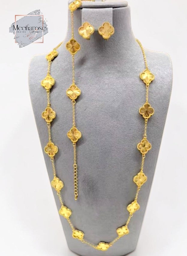Four Clover Gold Color Set