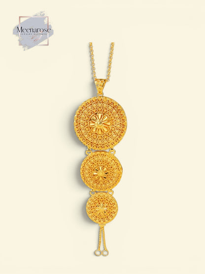 Drape Rounded Pendant  with Chain