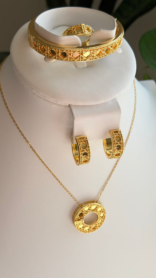 Textured Circular Gold-Plated Set