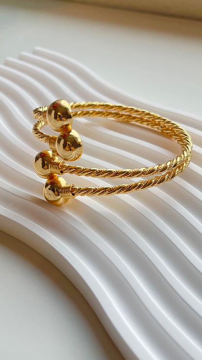 Bracelet- Malwii Bangles