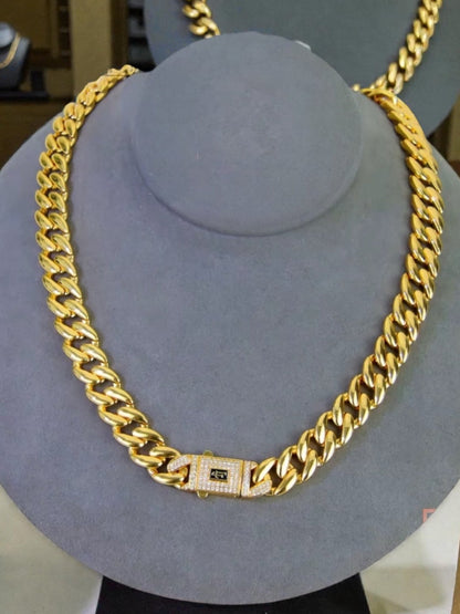 Claw Lock Necklaces