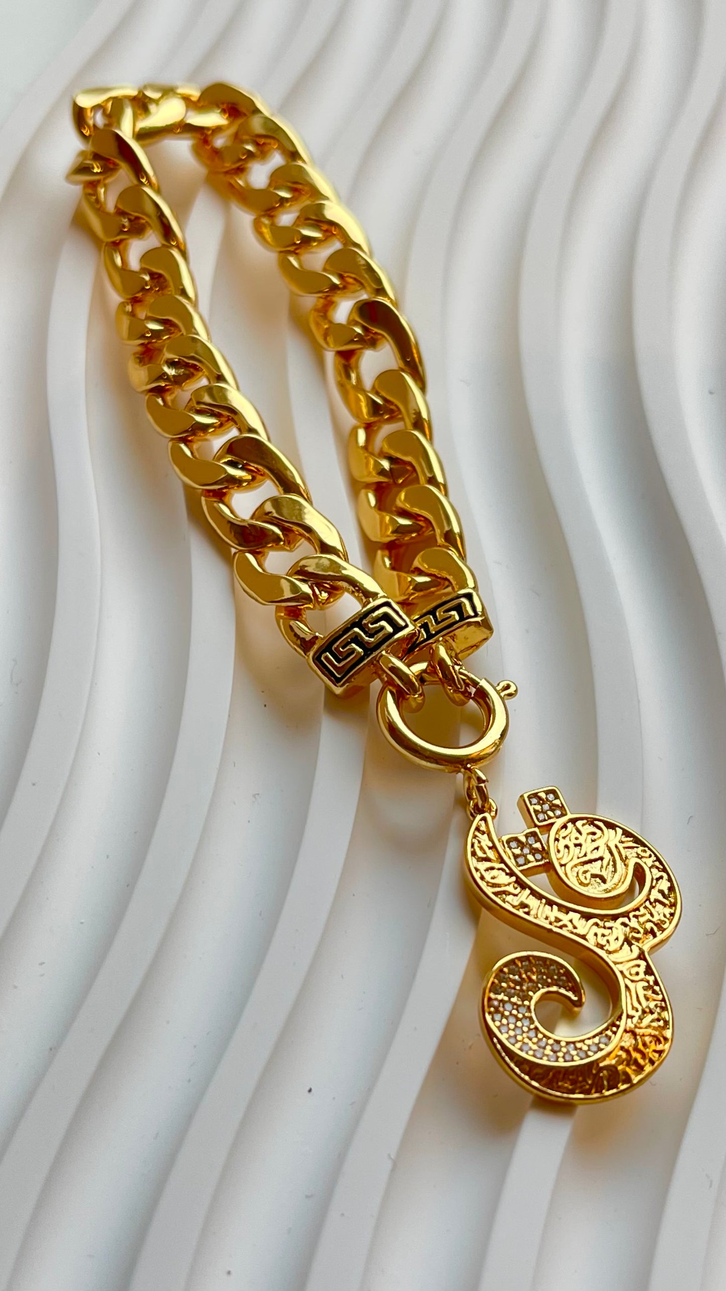 Qul Pendant Bracelet