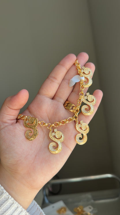 Bracelet- Qul Gold Charms