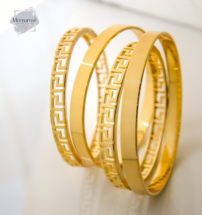 Openwork Set of Bangles