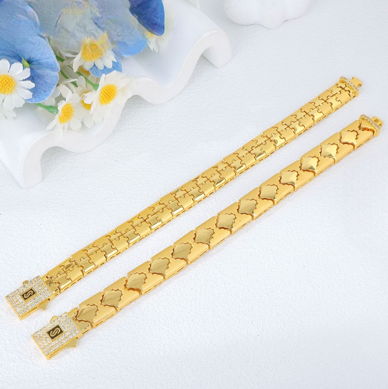 Puzzle Calw Lock Bracelet