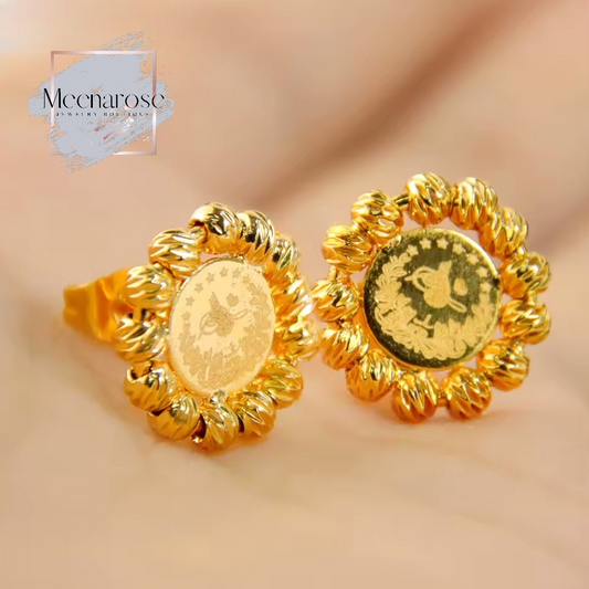 Lira Studs
